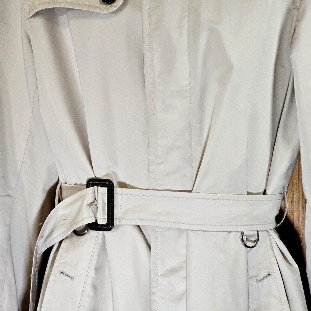 〽️ Vintage Burberry London | Classic Full-Length Trench Coat 〽️ - Picture 8 of 16